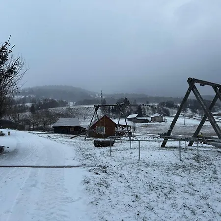 Tiny House At Sedliacky Dvor - Prázdninový dům Brezno